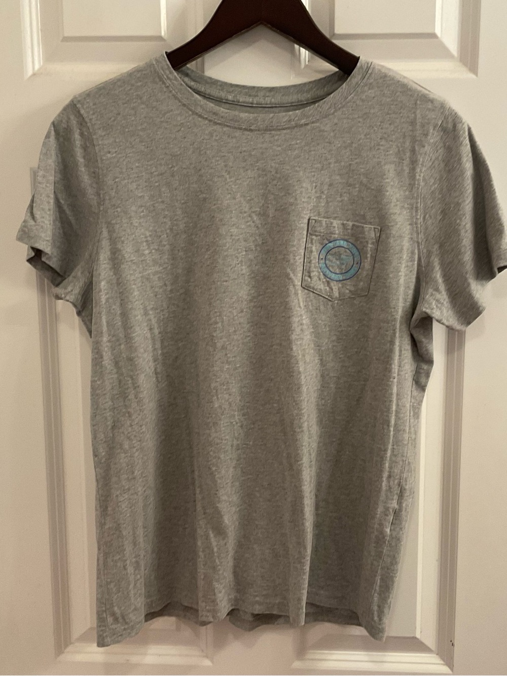 Vineyard Vines Gray Pocket T-Shirt - Size Medium - Picture 2 of 8